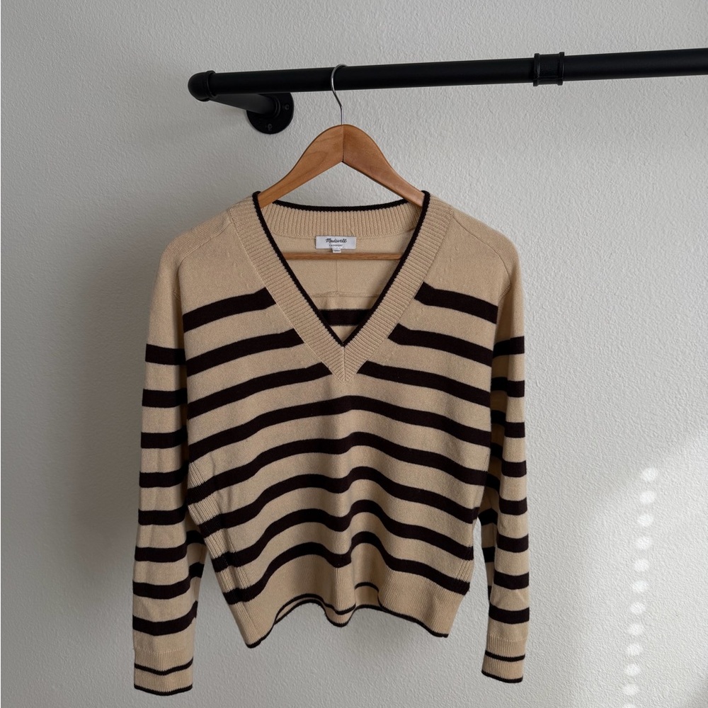 Madewell Cashmere Striped V-Neck Sweater in Beige and Dark Brown